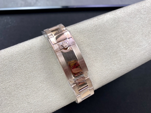 激安ロレックス着用イメージ